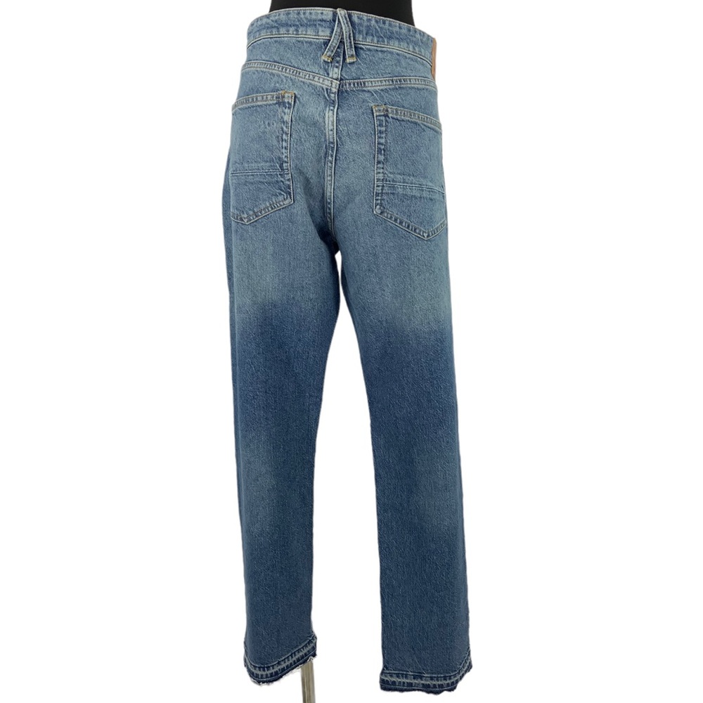 We The Free Distressed Straight Leg Jeans NWT Bin A9 - Picture 7 of 11